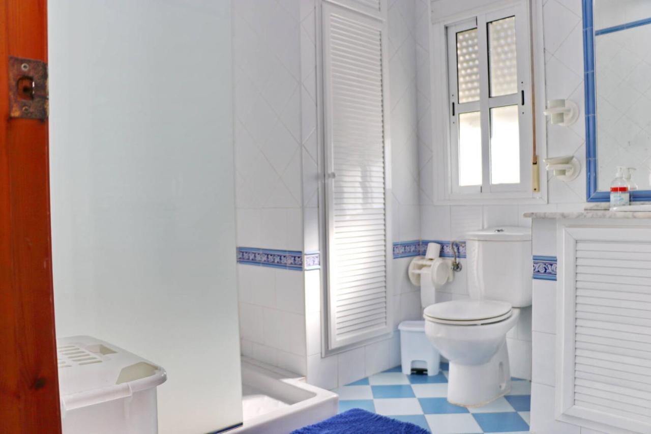 Apartamento Cortes โกนิล เด ลาฟรอนเตรา ภายนอก รูปภาพ